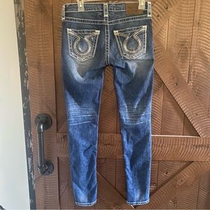 Big Star Distressed Vintage Jenae Skinny Jeans Size 27